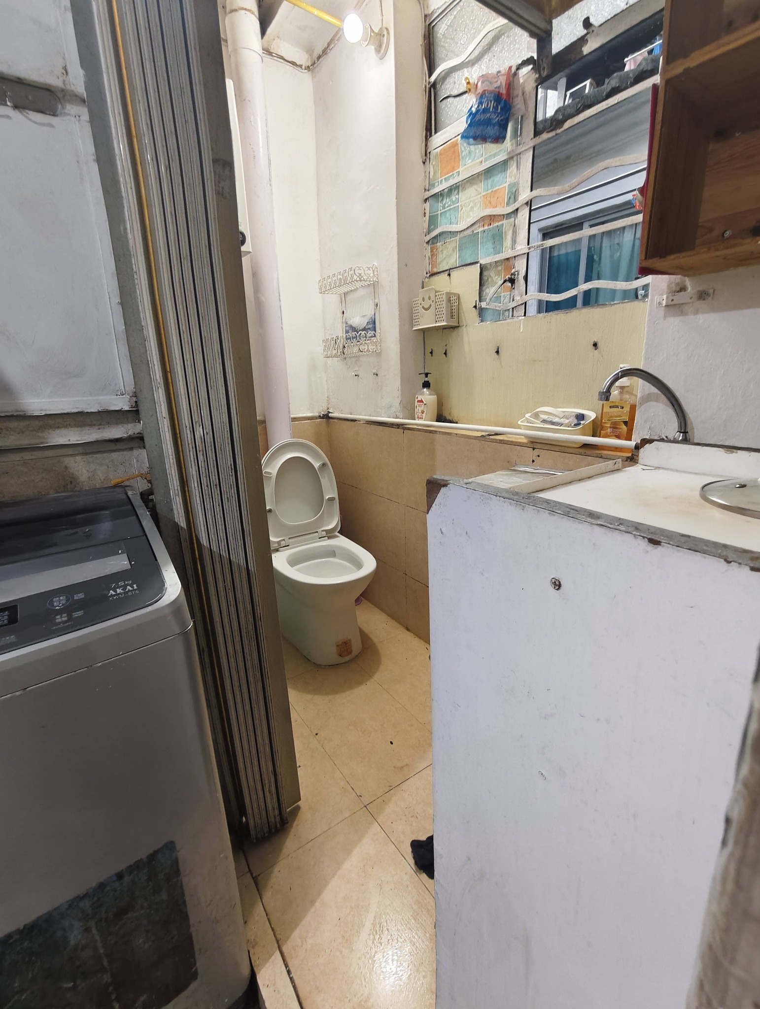 近新马路營地街市许立记