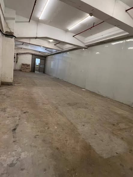 出租：南嶺工業大廈 有卸貨台