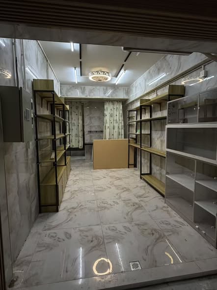 麗濠花園 鋪位 出租